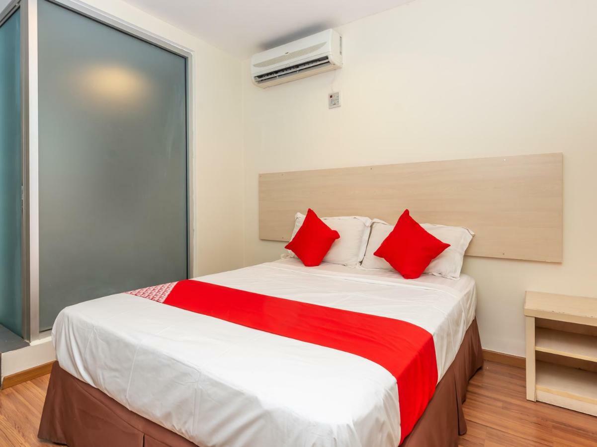Oyo 1158 906 Airport Hotel Malacca Exterior photo