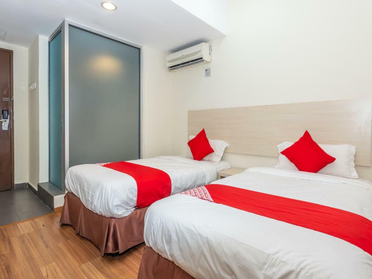 Oyo 1158 906 Airport Hotel Malacca Exterior photo