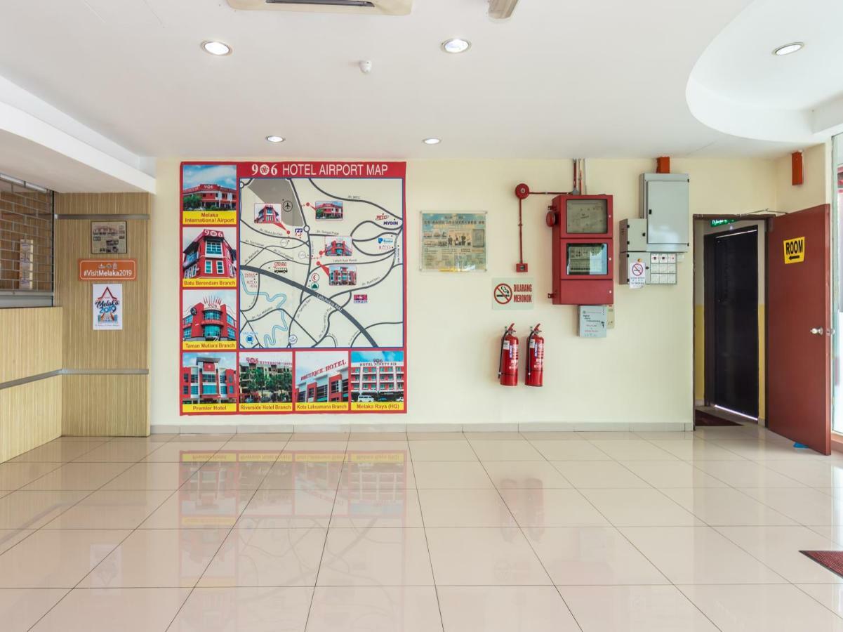 Oyo 1158 906 Airport Hotel Malacca Exterior photo