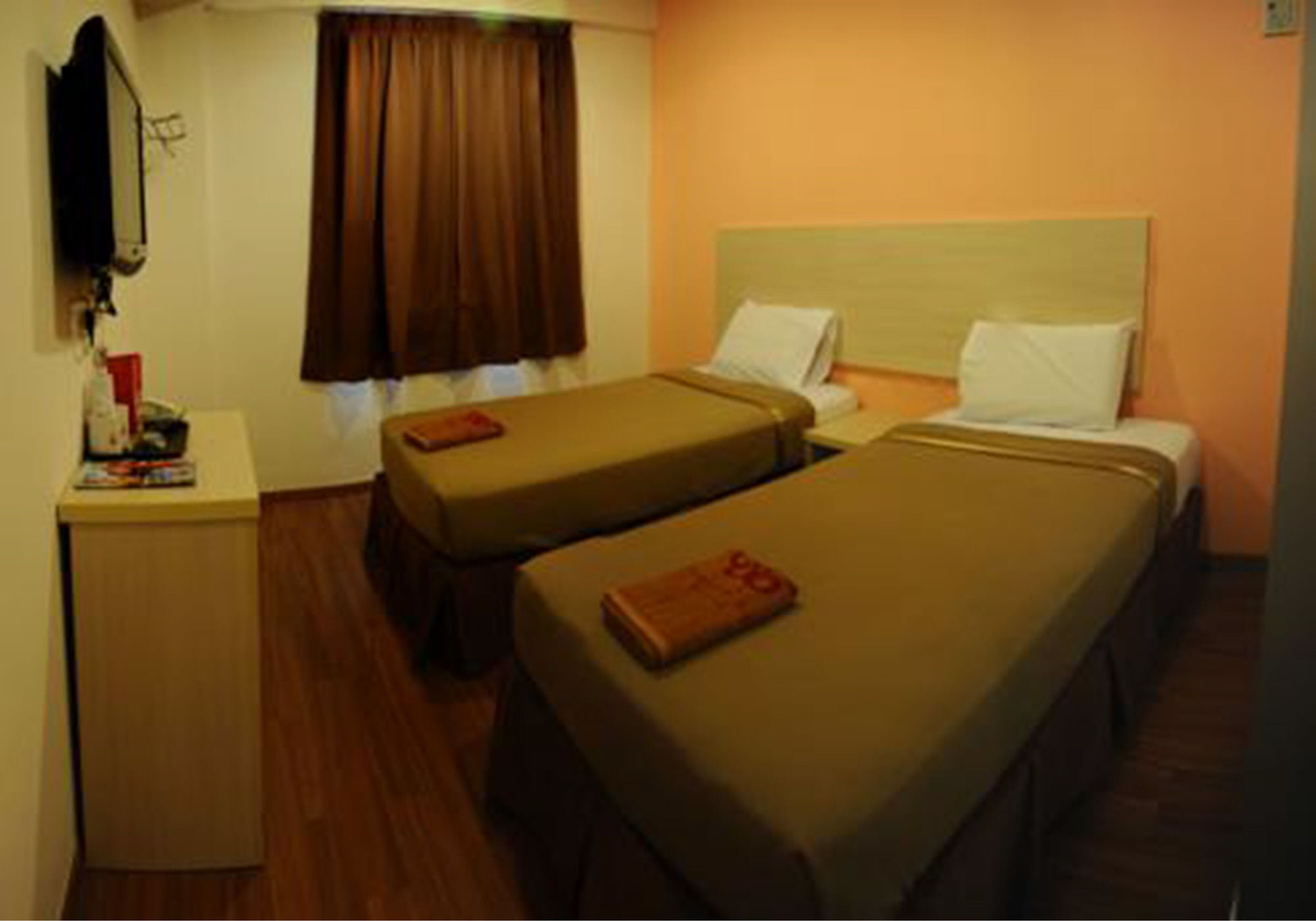 Oyo 1158 906 Airport Hotel Malacca Exterior photo
